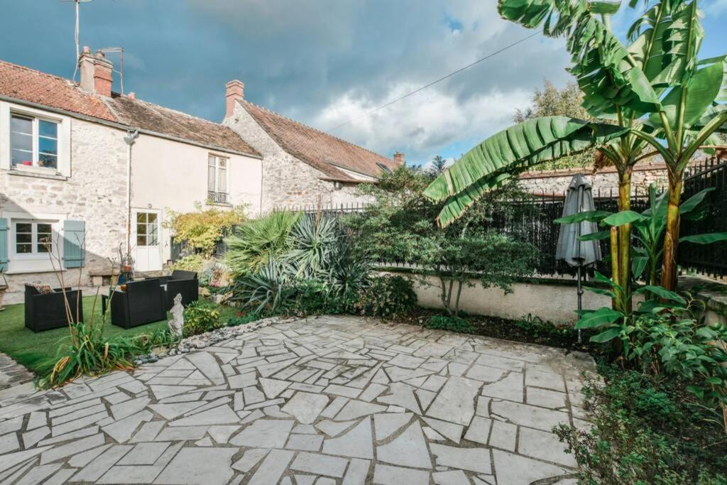 Instant Fleury, Studio Cosy Avec Jardin Secret Barbizon Exterior foto